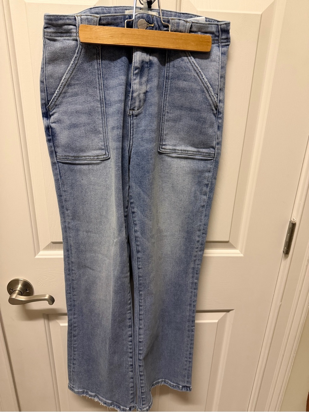 High-Rise Light Blue Wide-Leg Women’s Jeans